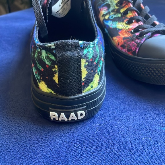 Raad shoes color splotch skull pattern never worn - Picture 4 of 6